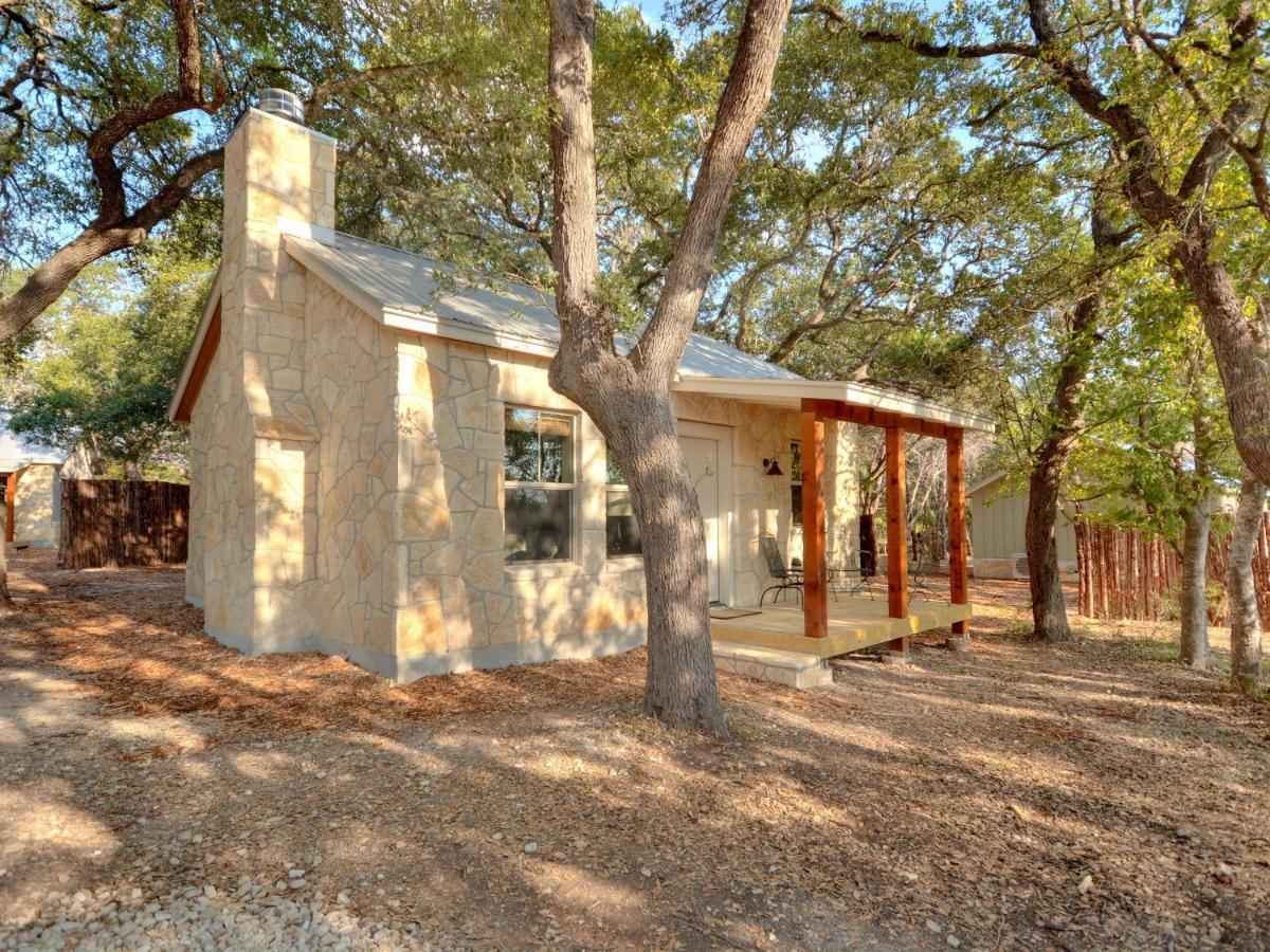 Cabins At Flite Acres - Desert Willow Wimberley Buitenkant foto